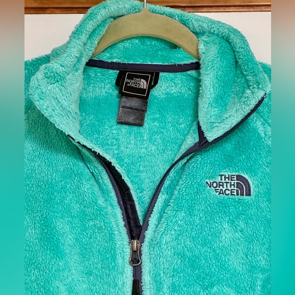 The North Face heavy teal fleece jacket skiing winter wear hiking XS